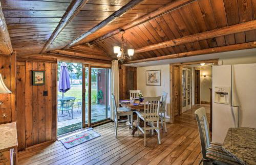Wheelchair-Accessible Belfair Cabin w/ Patio! - Foto 10