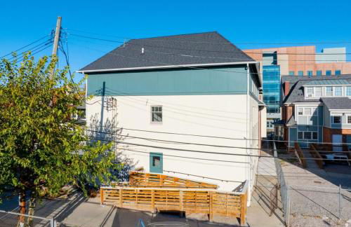 Dwntwn Detroit Wlk to DMC Arena WSU FordField - Photo 42