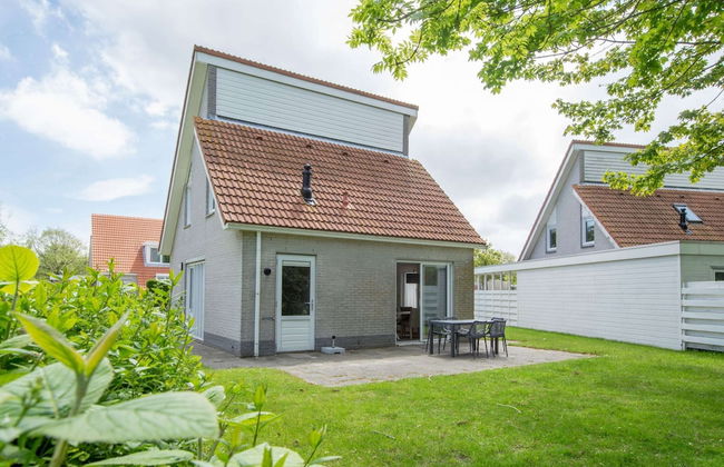 Villa in Zeeland Near the Beach - Photo 21
