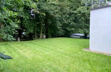 Modernes Ferienhaus mit 2 Balkonen, Terrasse und Garten ! - Foto 18