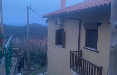 Apostolia's Small House Bed and view - Foto 18