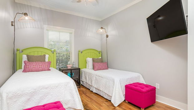 2nd To None - Foto 2, Habitación