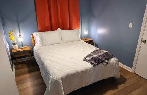 Kitchen, Laundry & Fenced Yard - Foto 20