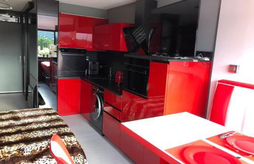 Rez de jardin OU ascenseur 4 ieme PISCINE -WIFI-Dans le Village naturiste holidaysochic - Photo 34