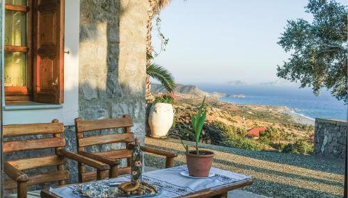 5 Bedroom Lovely Home In Agios Vasilios - Foto 4