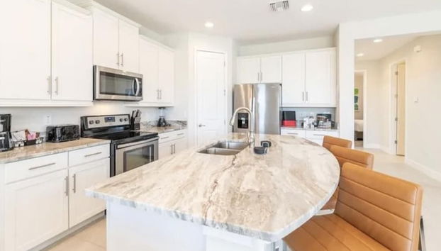 Amazing 4/3 Home at Reunion!! With Private Pool, Near Disney and Universal!! - Foto 4, Exterior