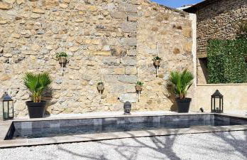 Mazet en provence pour 4, piscine chauffée privée, jardin clos privé, barbecue, chiens admis - Foto 1