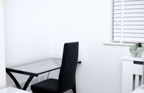 Cozy Place in Salford, Sleeps 8, 4 Bedroom, 5 Beds - Foto 57