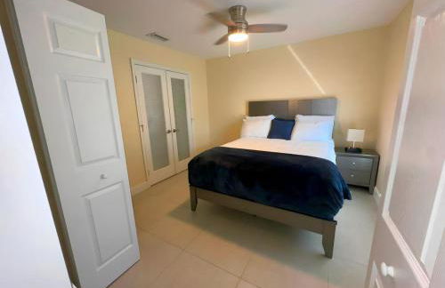 Luxurious 4-Bedroom House with Pool - Foto 7