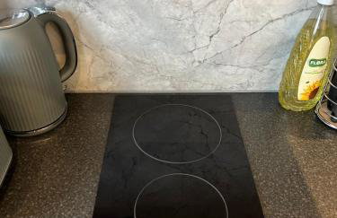 Charming Apartment in West Ealing, 12 Mins to Central London by Train, Free Parking, 8-Min Walk to Station - Foto 8