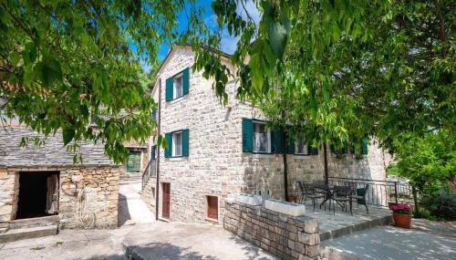 Kuća za odmor Panćona & free parking - Foto 1