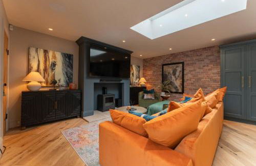 St James Cottage - Luxurious Dorset Escape in Idyllic Milton Abbas - Photo 46