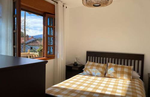 Los Picos - Casa rural con jardín - Foto 3