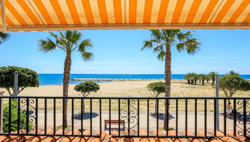 LITORAL COSTA DORADA - VILLA LAURA Only families - Photo 2