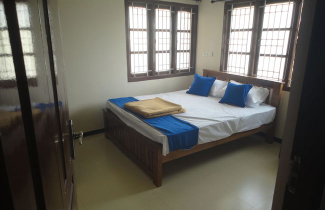 Sanvika Hotels & Service Apartments - Photo 4