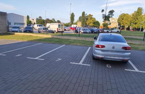 City East Apartment Zagreb with private parking - Foto 4