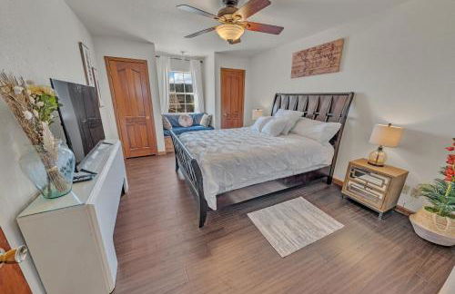 NEW! Huge Game Room, Hikeable, Red Rock View, Fireplace, Ping Pong, Yoga, Golf Course, Pickle Ball! - Foto 23