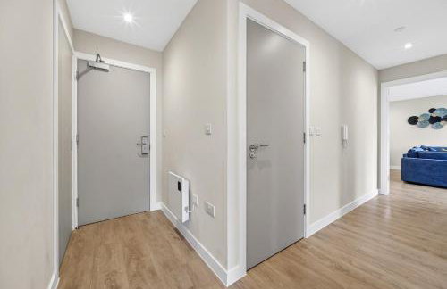 Stunning 2BR Apartment Cardiff Bay with Balcony - Foto 25