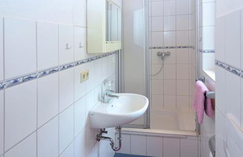 Holiday Farm Situated Next to the Kellerwald-edersee National Park With a Sunbathing Lawn - Foto 78