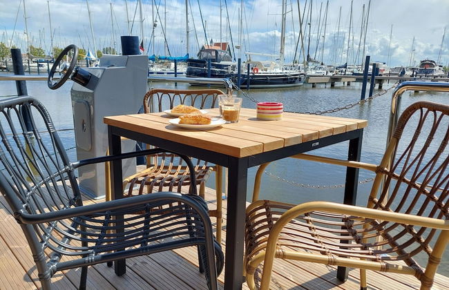 Luxury Houseboat in Volendam Marina - Foto 19
