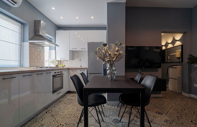 Chic Black & White 2BR on Dambovitei - Foto 13