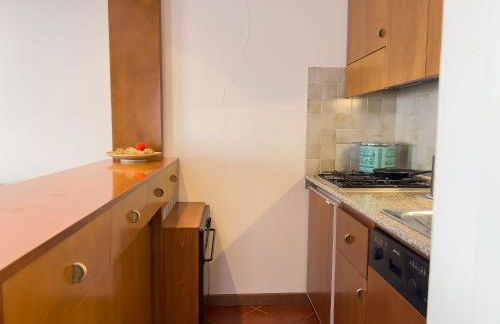 10 minuti a piedi dal centro - Zona Tranquilla e Silenziosa - Foto 6