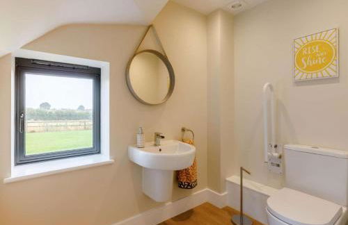 Fully Accessible-disabled Adapted-hot Tub-pets - Photo 14