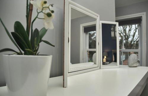 Your Home from Home - River bank - Foto 31