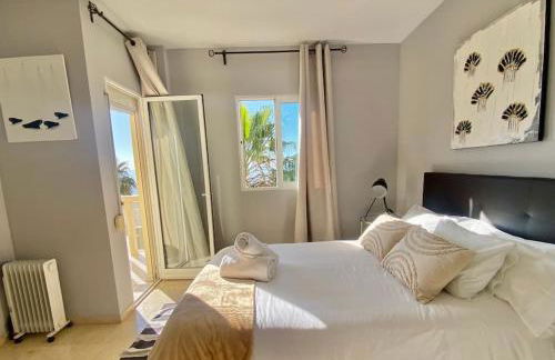 Sea frontline stylish beach House - Foto 29