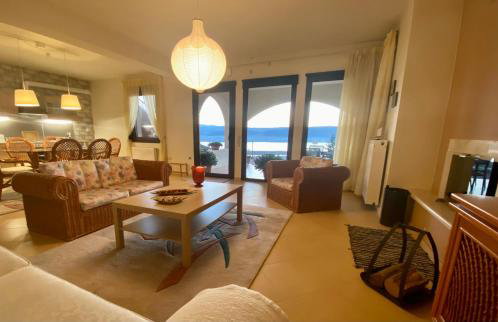 House with View in Amfithea - Photo 1