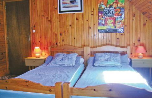 3 Bedroom Nice Home In Ploumilliau - Foto 9