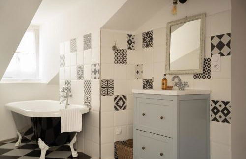 Vatta appartement centre ville avec roof top bain à remous et vue panoramique - Photo 23