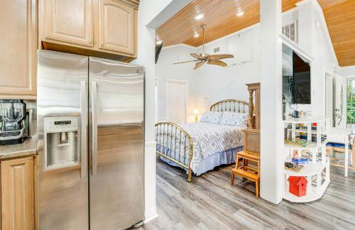 Hot Tub and Fire Pit Lakefront Home on Lake Eloise - Foto 12