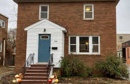 The Parsonage of Marshall-4BR 2BA Entire House - Foto 14