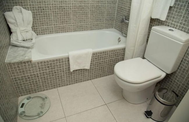 Lodgers Choice Rentals - Photo 22