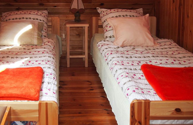 Fenced Cottage in the Middle of Nature, Right by the Lake, Rentyny - Photo 3