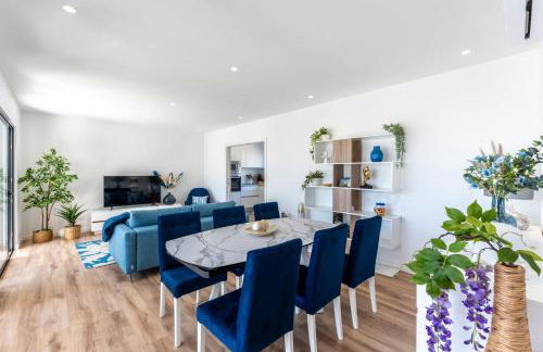 Stunning 3 BDR Flat W/ Rooftop Pool by LovelyStay - Foto 19