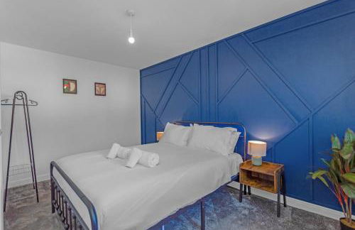 Free Parking - Central - Sleeps 6 - 2 Bedrooms - Foto 4