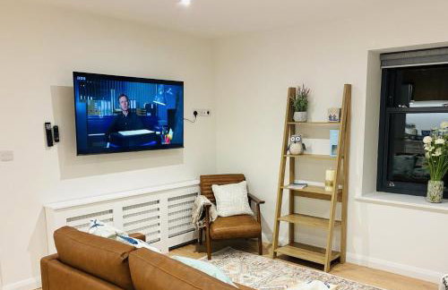 Clare Escape - Modern apartment Ballycastle town centre & walk to beach - Photo 7