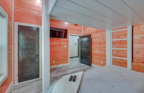 Playground and Pool Table Fun! Broken Bow Retreat - Foto 21