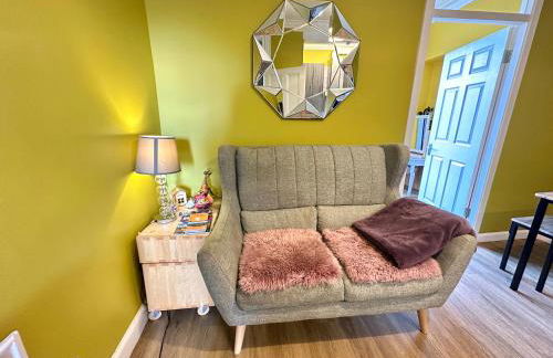 Cosy Apartment in Edinburgh city centre , 2 bedroom1 Bathroom - Photo 8