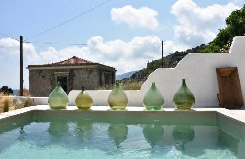 MOM'S RETREAT - Photo 5