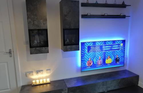 StayNEC LAMPREY- Lux Apartment - Birmingham - For Company, Contractor & Leisure Stays NEC, HS2, JLR, Airport - Foto 1