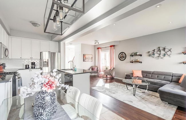 Unique Townhome Private HOT TUB Gym Sauna BBQ Playground Garage - Foto 44