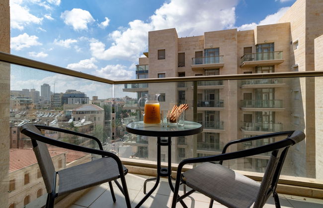 The Haneviim Court - Isrentals - Foto 21