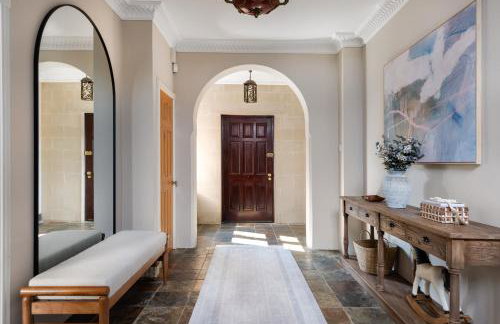 Merry Lakes - Luxury Lakeside Escape with Pool - Just 30 Minutes from London - Foto 15