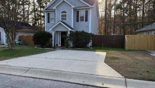 Entire home in RTP near Duke with fenced backyard - Foto 2