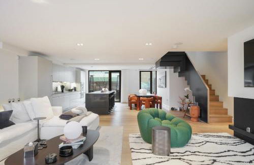 Mayfair Residences - Photo 1