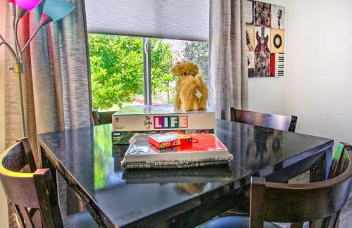 Saltwater Pool and Fire Pit Glendale Family Getaway - Foto 31