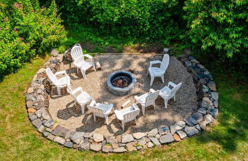 Luxe Coastal Estate Tennis, Beach, Firepit, View - Foto 9